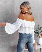 Sincerely – Schulterfreie Bluse mit Ballonärmeln - Weiß